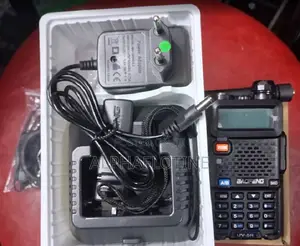 Baofeng Uv-5r Dual Band (Vhf/Uhf)Two-Way Radio