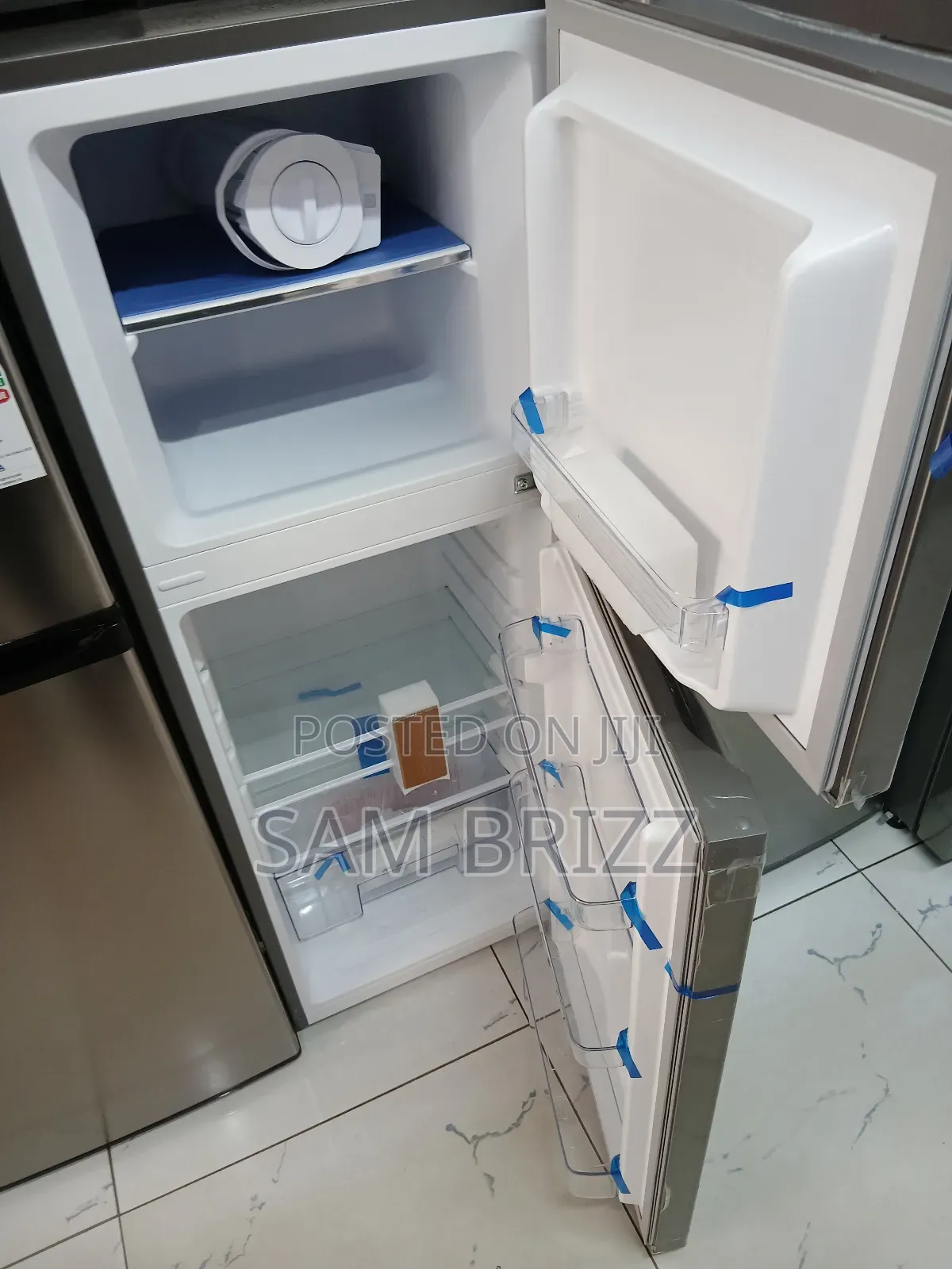 Mika 138l Fridge