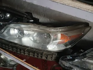 Honda Stream Xenon Headlight