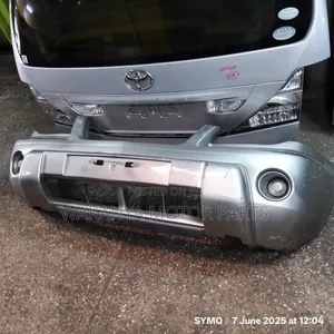 Nissan X-trail Nt30 Front Bumper With Fog Covers, Ex Japan