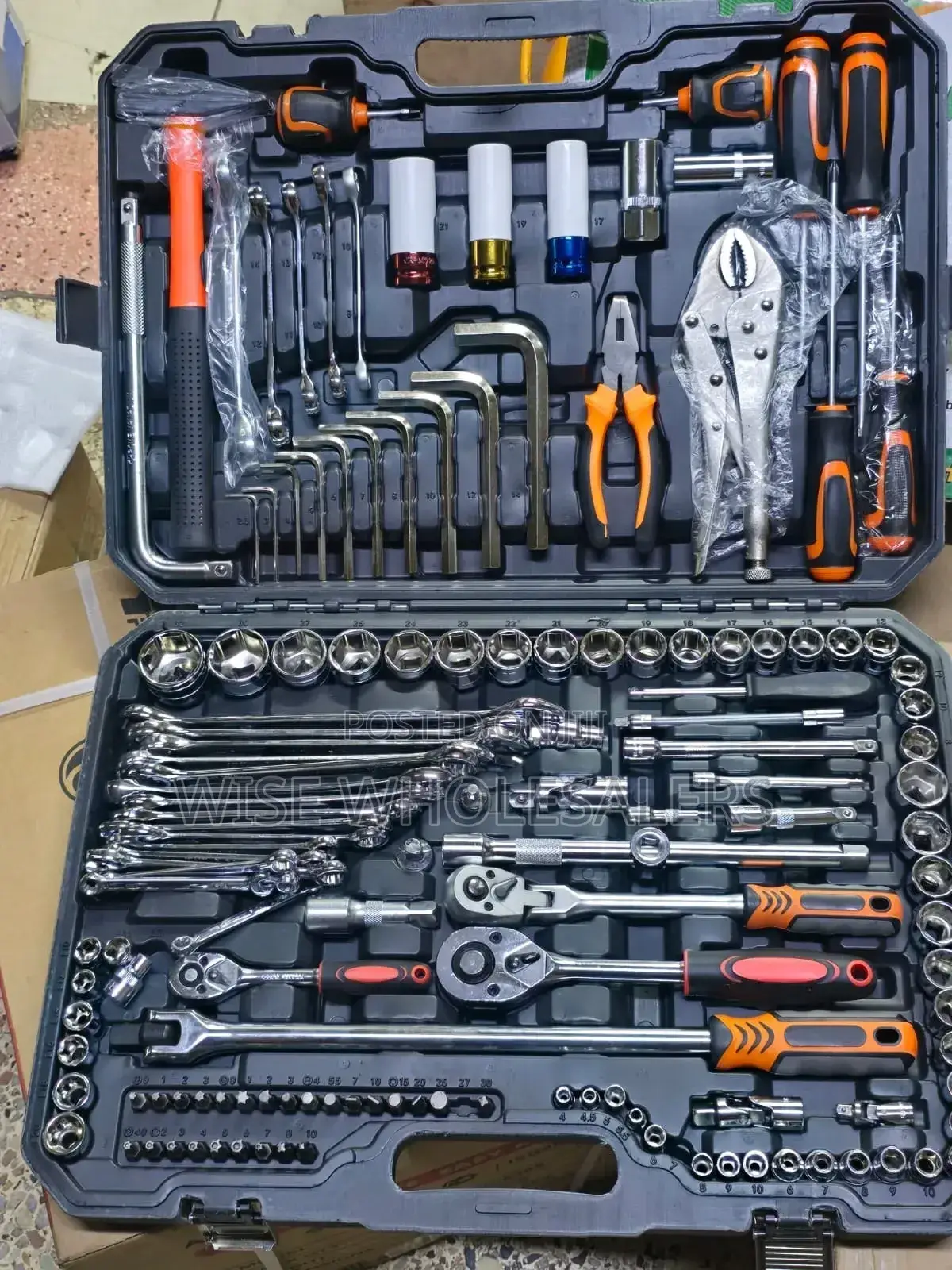 142pcs Mechanical  Toolbox