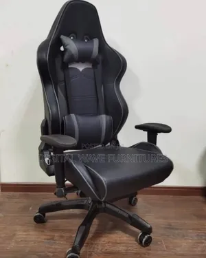 Black Swivel Adjustable Gaming Chair Kh7