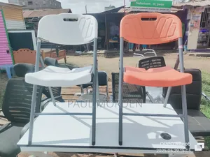 Red Plastic Foldable Chairs