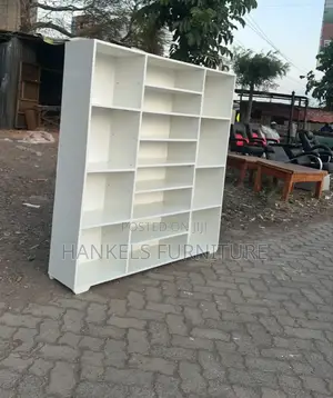 White Bookshelf Unit