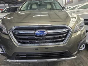 Subaru Outback 2018 Green