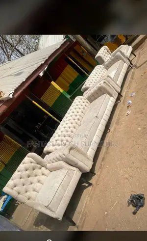 7-Seater Chester-Style Sectional Sofa