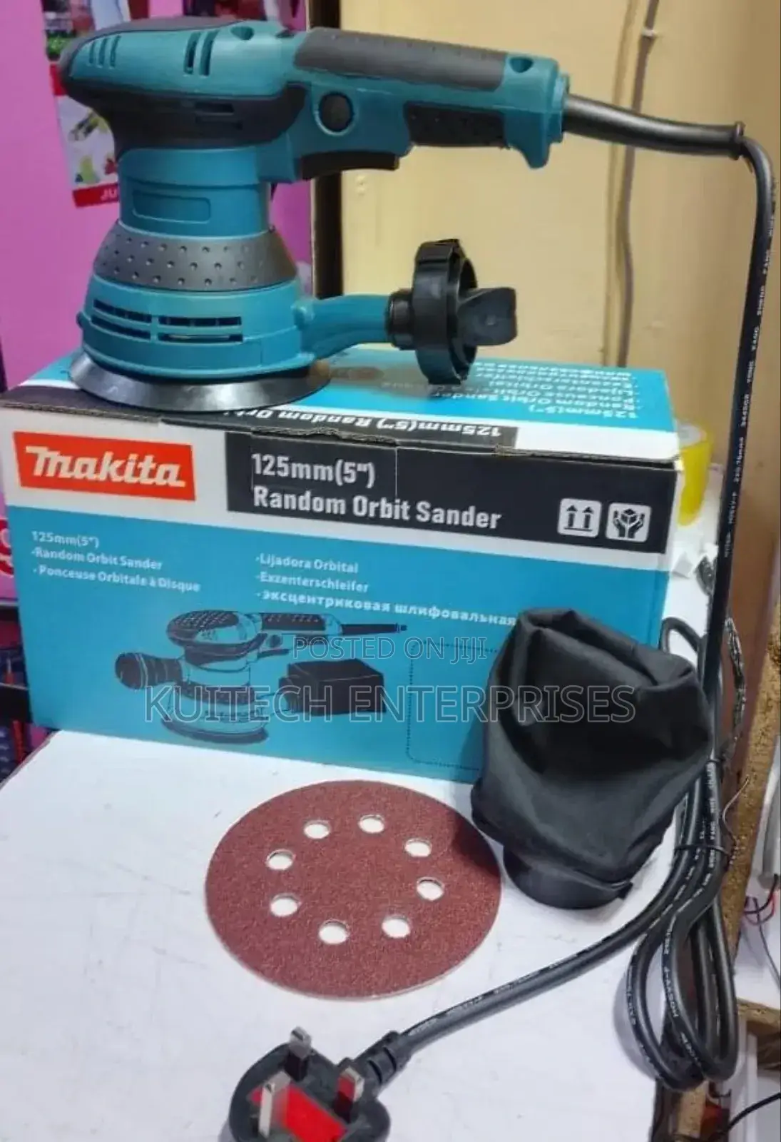 Electric Random Orbital Sander/Makita Orbital Sander.