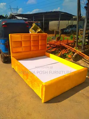 5*6 Bed in Bright Orange Fabric