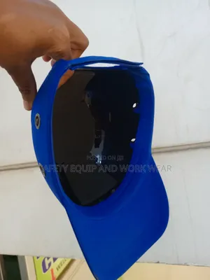 Bump Cap For Corporate Site Visitors
