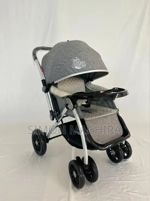 Fashionable Baby Stroller 
Reversible Handle
Foldable