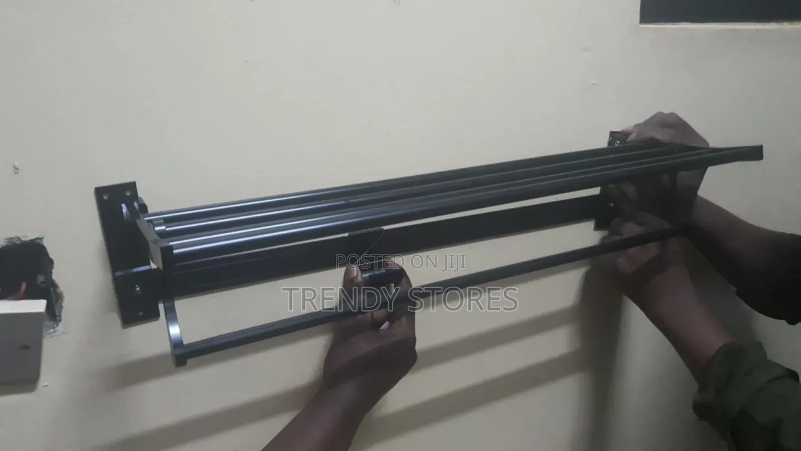 Black Metallic 55cm Bathroom Towels Rack