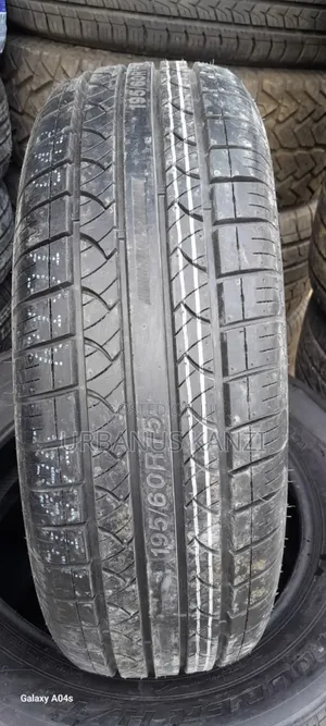 195/60 R15 Tyre