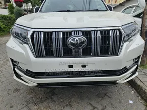 Toyota Land Cruiser Prado 2018 White
