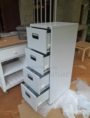 4 Drawer Lockable Metallic Cabinet