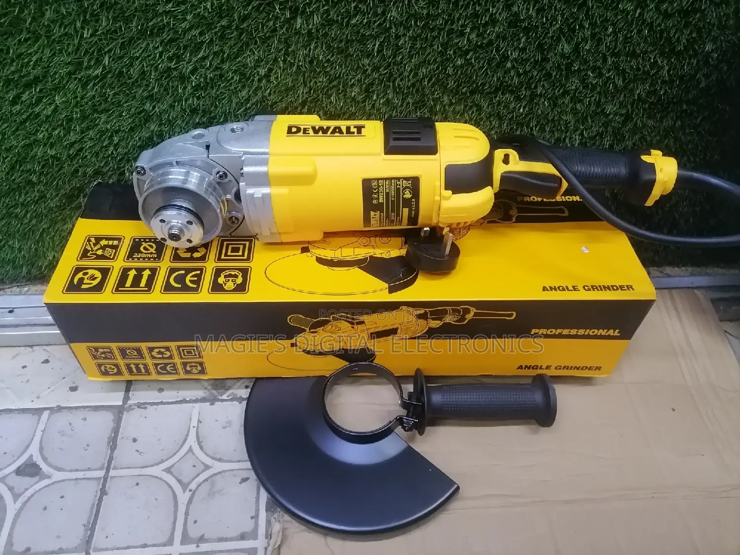 Highly Recommend 9" 2600w Dewalt Angle Grinder