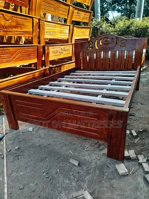 Crazy Deals! Elegant Mahogany Beds - 4by6 + Free Delivery.