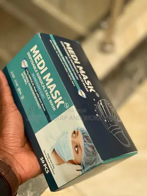 Medi Mask For Clinics And Labs.