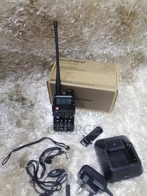 (Black) One Piece Baofeng Uv-5r Dual Band Walkie Talkie.