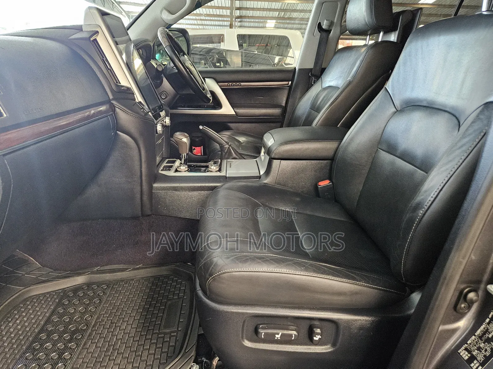 Toyota Land Cruiser 2016 Gray