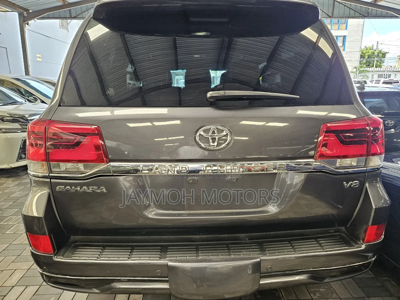 Toyota Land Cruiser 2016 Gray