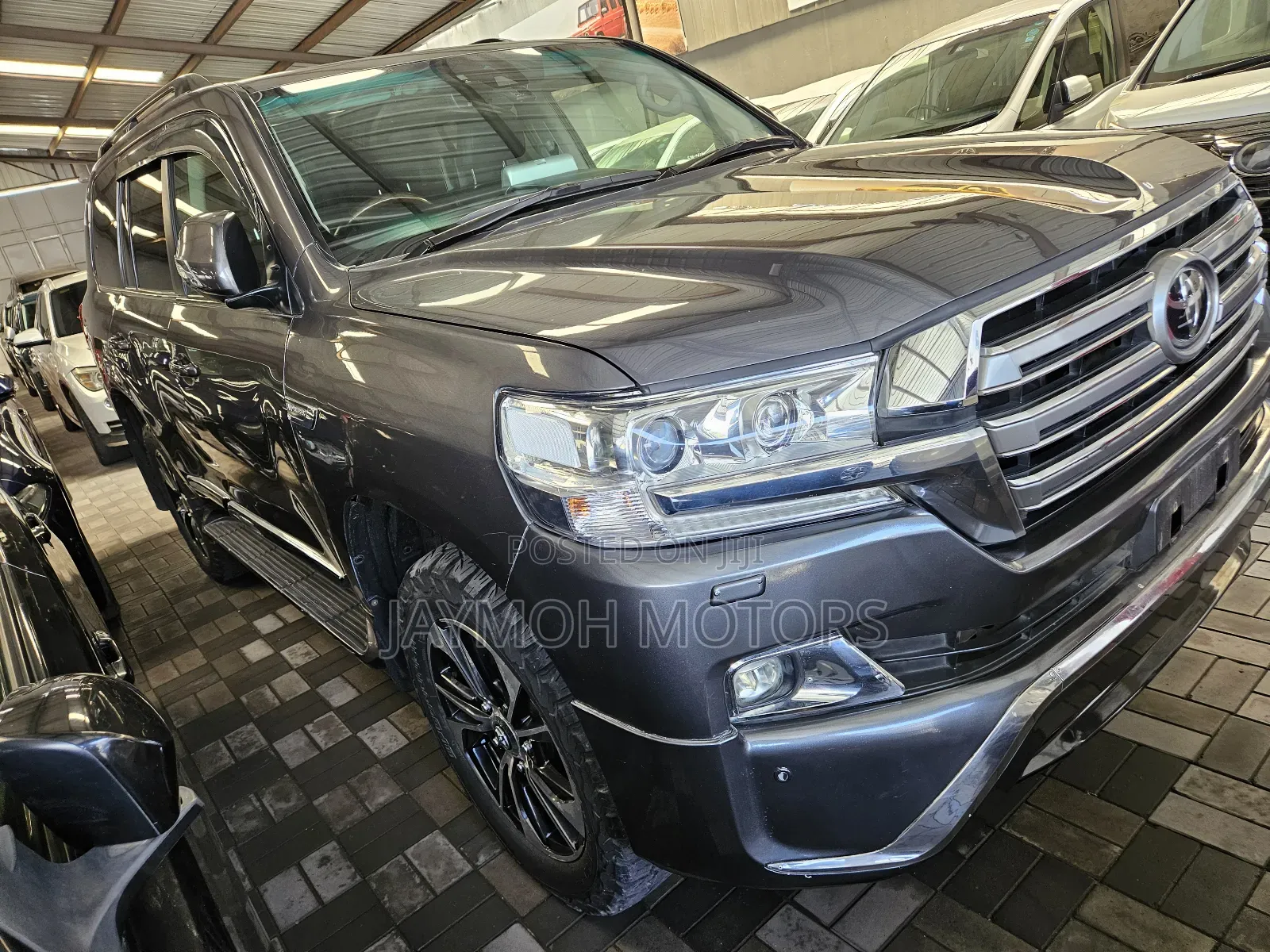 Toyota Land Cruiser 2016 Gray