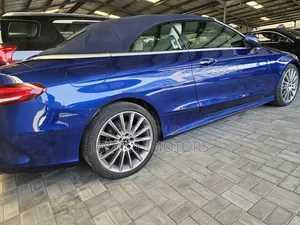 Mercedes-Benz C180 2018 Blue