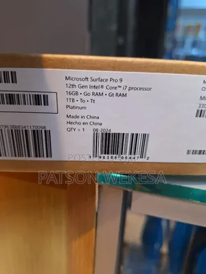 New Laptop Microsoft Surface Pro 9 16GB Intel Core I7 SSD 1T