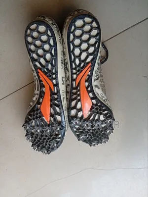 Sprinting Spikes(Mtumba Size 40)