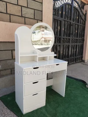 Dresser/ Vanity Cabinet / Dressing Table With Mirror