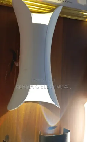 Modern Led Wall Light – Dual Beam Decorative Sconce