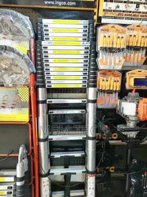 4.4m Telescopic Aluminium Ladder