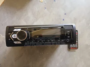 Pioneer Rs-5263 Radio With Bt and Usb Port