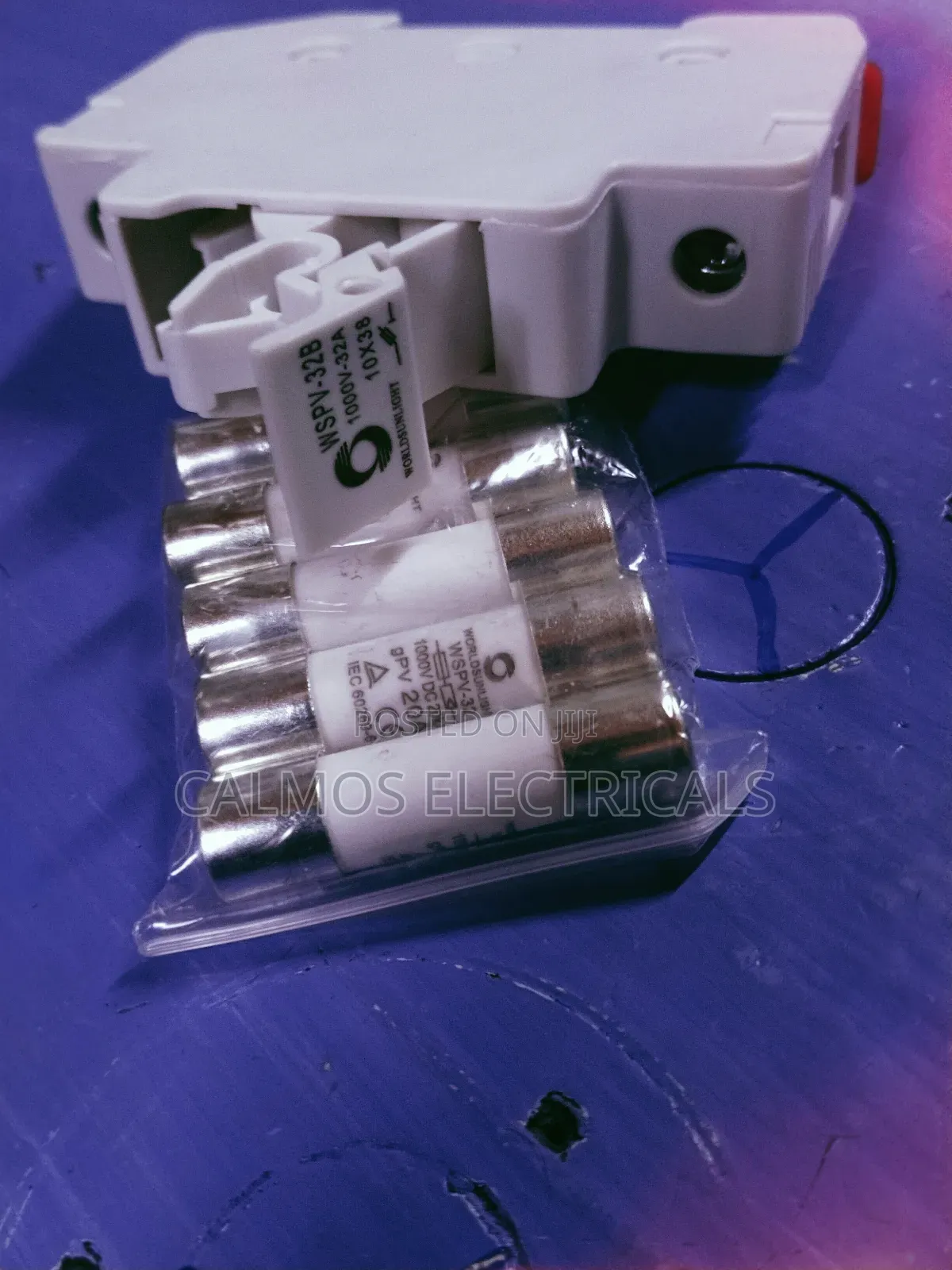 Dc Fuse Holder Complete With Fuse
