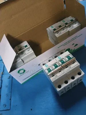 Pv Circuit Breaker 32a 2pole