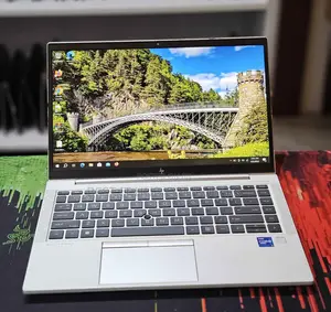 Laptop HP EliteBook 840 G8 16GB Intel Core i7 SSD 512GB