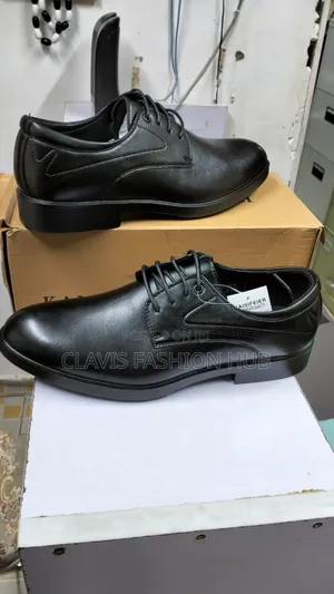 Black Leather Shoes With Laces