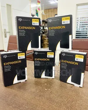 Seagate Expansion Portable 1tb External Hard Drive HDD .