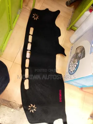 Dashboard Cover Demio 2015-2020
