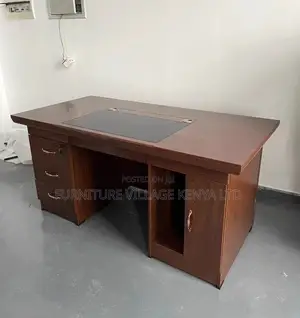 Office Desk: Veneer 1.4 Meters Staff Computer Boss Desk