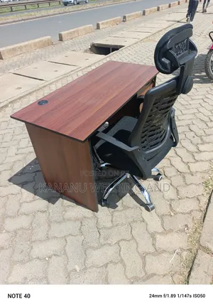 Strong Backrest Office Chair Plus Office Desk