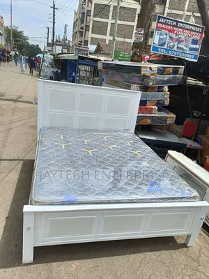 5 X 6 Bed And Matress