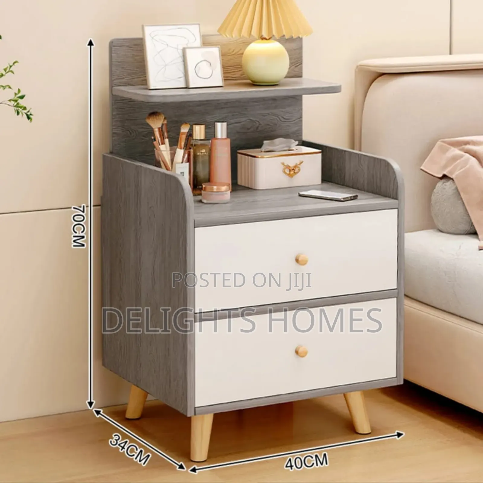 Bedside Table-Tre