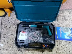Hand River Gun Makita