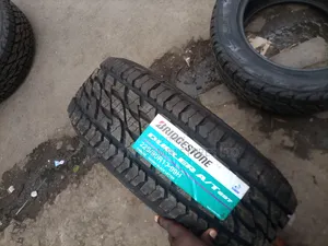 225/60r17 a/T Bridgestone Tyres