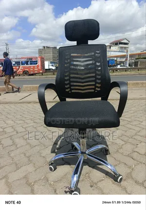 Office Chair With Strong Back Support