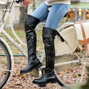 Ladies Trendy Back Strap Thighboots*