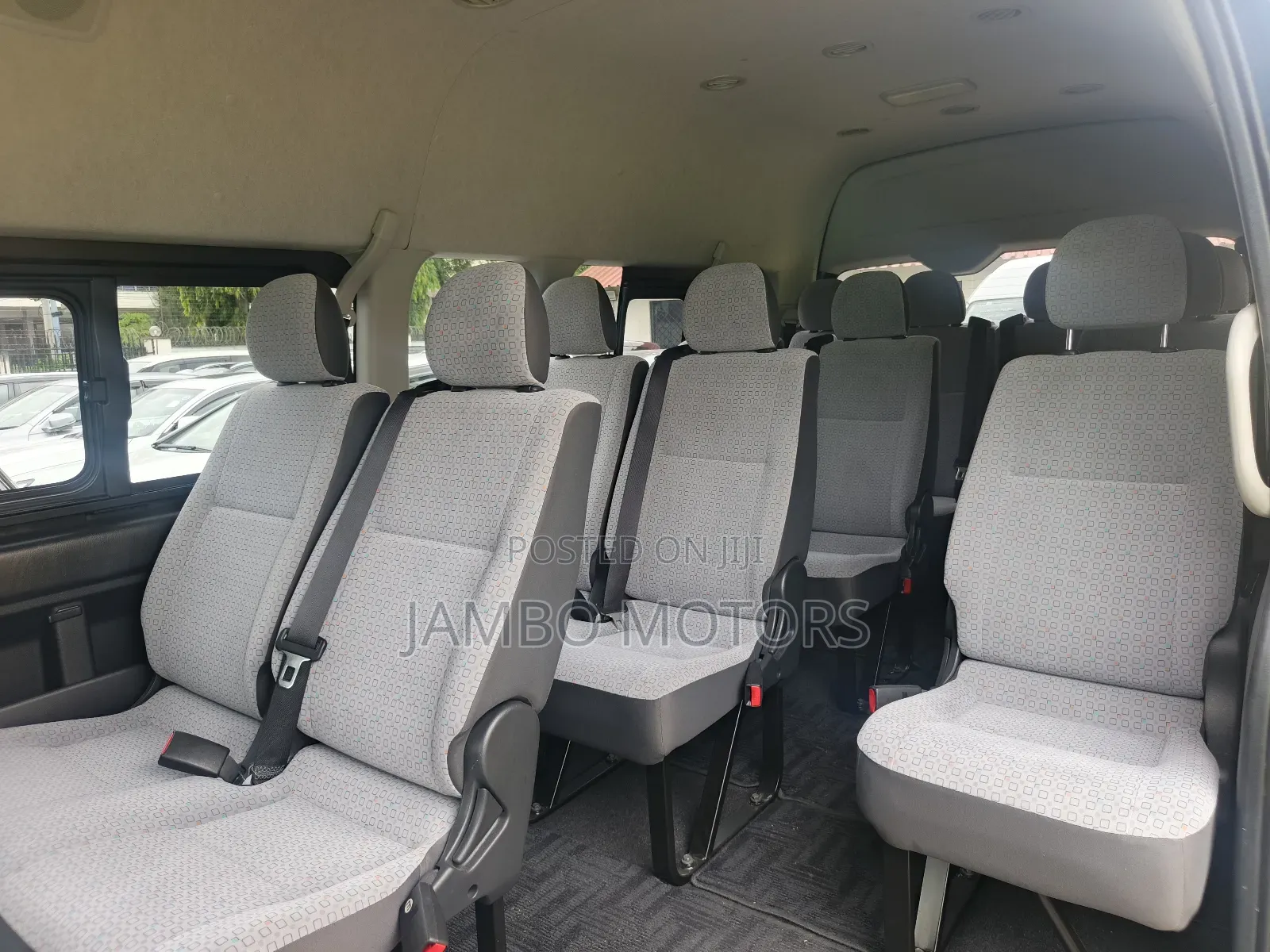 Toyota HiAce 2019 Blue