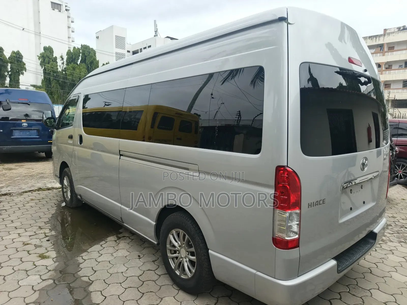 Toyota HiAce 2019 Silver