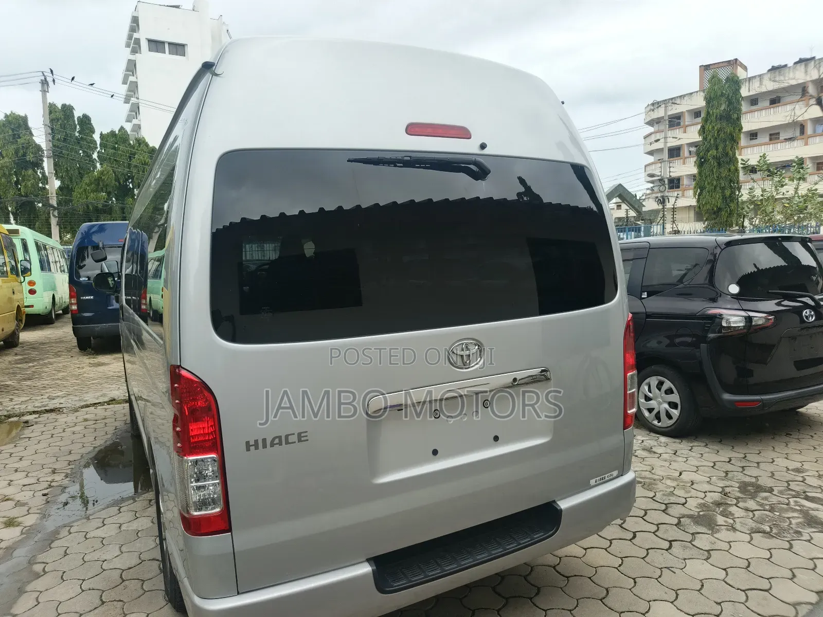 Toyota HiAce 2019 Silver