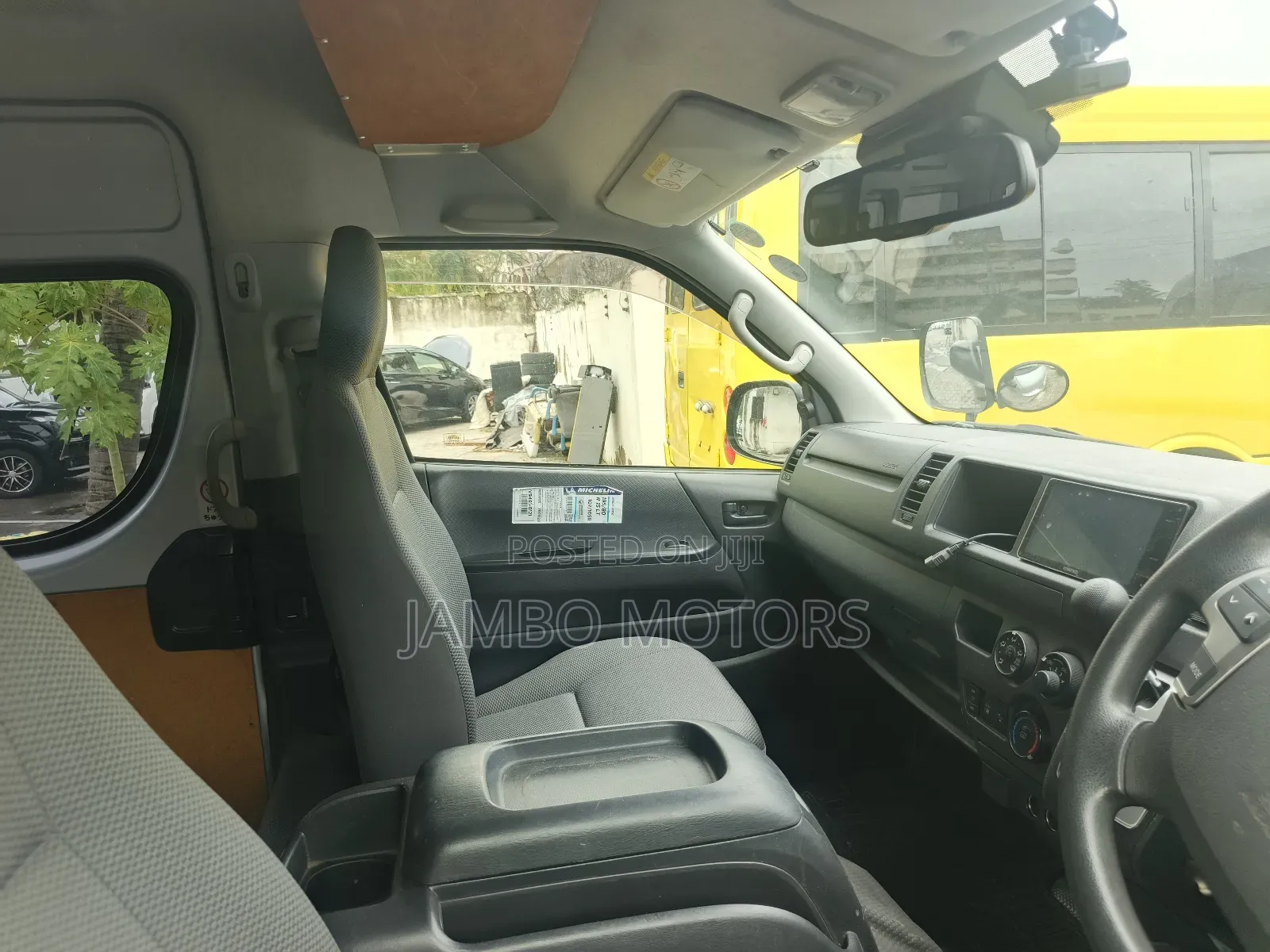 Toyota HiAce 2019 Silver